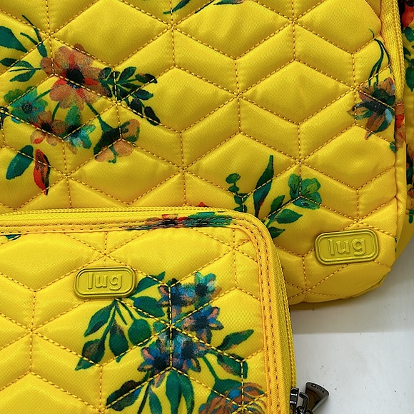 Lug Ranger Yellow Floral Quilted Crossbody Bag & Wristlet Purse Bag 🌼🌼 - Picture 2 of 11